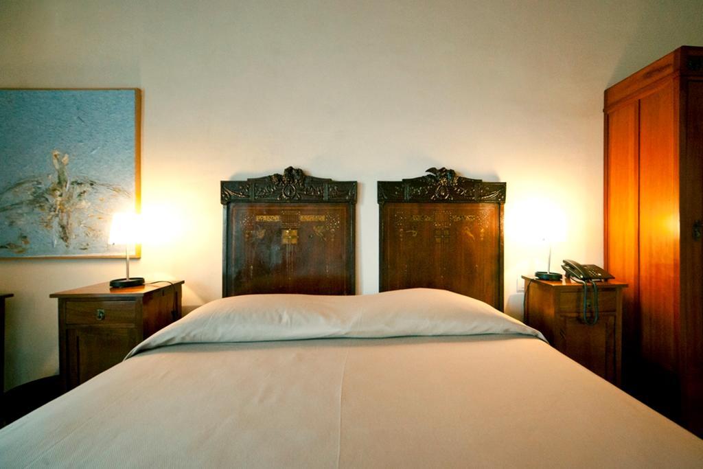 רגוזה Hotel Dell'Orologio מראה חיצוני תמונה